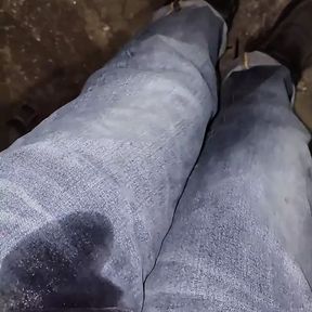 I can&#039;t stop pissing myself, after having some drinks. POV