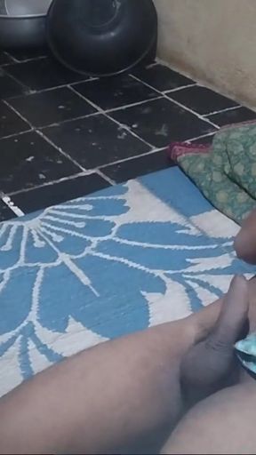 Unforgettable moment from &quot;Hindi Sex Boy Kisa Mut Marke Pani Nikala Full Sex Video&quot;