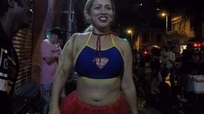 mirella mansur aprontando e fazendo far putaria na rua augusta no carnaval de rua de sao paulo - ed junior - carolina carioca - binho ted