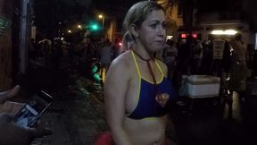 mirella mansur aprontando e fazendo far putaria na rua augusta no carnaval de rua de sao paulo - ed junior - carolina carioca - binho ted