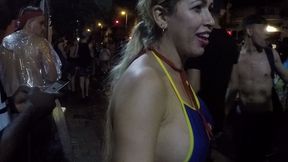 mirella mansur aprontando e fazendo far putaria na rua augusta no carnaval de rua de sao paulo - ed junior - carolina carioca - binho ted