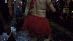 mirella mansur aprontando e fazendo far putaria na rua augusta no carnaval de rua de sao paulo - ed junior - carolina carioca - binho ted