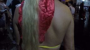 mirella mansur aprontando e fazendo far putaria na rua augusta no carnaval de rua de sao paulo - ed junior - carolina carioca - binho ted