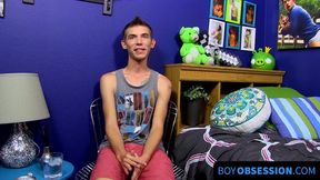 Bentley Ryan a skinny gay man jerked off to cum