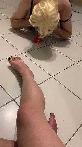 Learn to Suck Like Her...