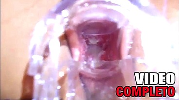 AGbf Mexicana se mete espéculo y hace squirt en la ducha, que gime rico PORNO EN ESPAÑOL - VIDEO COMPLETO