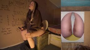 Putting My Bitch Slave In The To Suck My Farts!