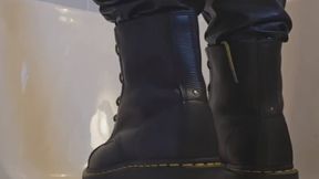 Dr Martens Sinclair Max vs Apples - crushed!