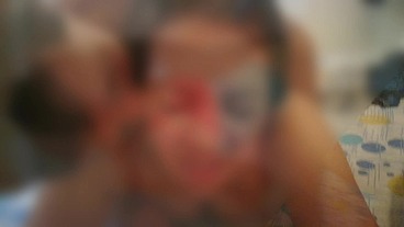 El Señor De La Tienda Le Pregunta A Mi Marido Si Alquila Mi concha Y el Maldito Vende Hasta Mi Culo!!!