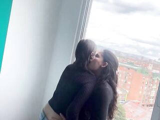 I've sex with my best friend's ex-wife, I make that lesbian doxy cum