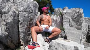 bonne branle sur les rochers pour mathieu ferhati
