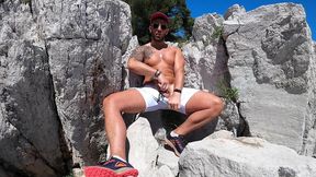 bonne branle sur les rochers pour mathieu ferhati