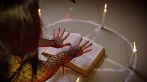 YUNSEO GOTICA RECEIVES A SEX SPELL