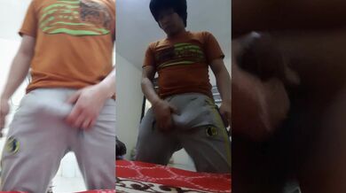 Standing position of masterbation and see how horny face revealed(sarap na sarap siyang labasan)