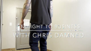 Il fusto tatuato Chris Damned martella Christian Wilde a pelo, profonda scopata anale e calda sborrata in faccia