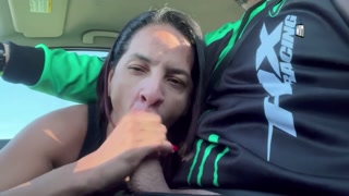 Levei a Kel no médico e ela me pagou com um boquete. A safada engoliu tudinho