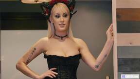 ”Ella Knox & Friends Playing OUIJA Game & The Spirit Appears!”