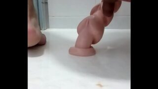 Fisting – młodzi faceci dostają fisting