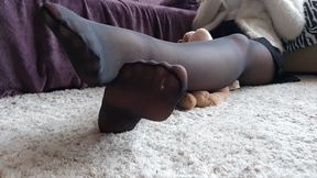 Unaware Giantess in Pantyhose Plushie Edition