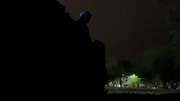 Aline Tavares O tesão foi tanto que transamos com os casais na Lagoa do Taquaral Campinas. O novinho dotado me fodeu gostoso e me deu um banho de porra mais a nossa bela mijada no final