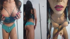 paloma veiga exibindo o volume marcando na calcinha dos seus 23cm ao acordar e mostrando o saco sado de leite