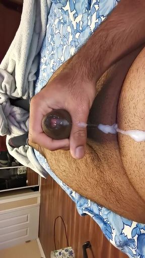 Quick Masturbation While Homealone