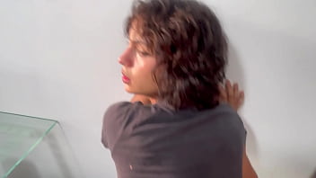 Neighbor's Sexy Favor Leads to Mind-Blowing Fuck