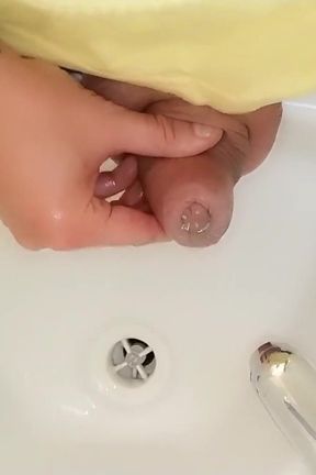 Peeing to the Sink with Uncut Cock