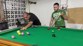 Sr Carmona and Victor Ferraz playing naked billiards