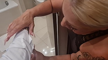 FUCKING THE BEST MILF