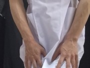 男の娘のナースがおしっこを我慢したけどお漏らししちゃった・・・