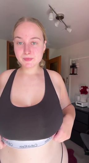Amateur with big tits shows off her round ass