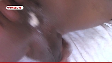 Parte 2 l O pedreiro foi tomar banho na casa do cliente, e acabou comendo o cuzinho dele l Assista vídeos EXCLUSIVOS Subscreva no canal