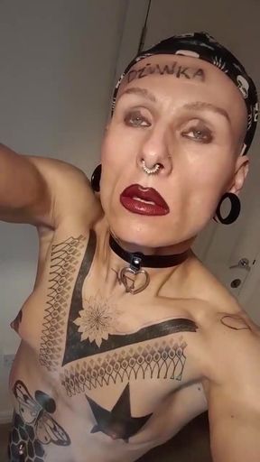 Cam Bitch in Action