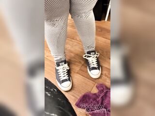 Neighbors Award: Stinky Feet Dream