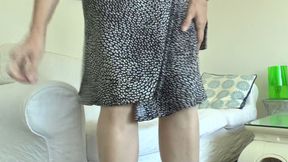 The High-heel Goddess Shows off Her Sexy Antique-silver Mules