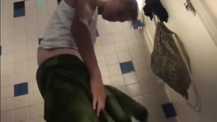 restroom change caught str8 twink