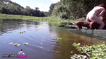 FUI CONVIDADA PELO MARCIO BAIANO PARA PASSEIO NA PRAINHA - ACABAMOS TRANSANDO NO BARCO E NA PONTE