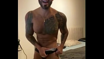 I want to destroy your bottom dady bear big muscle latino and tattoed - VIKTOR ROM -