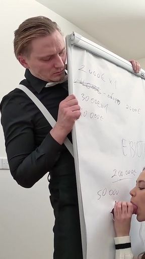 Must-see moment from &quot;VIP4K. My first experience with OFFICE GLORY HOLE&quot;