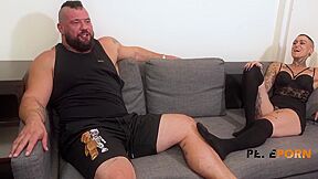 Two Muscle People Want To Do Porn. Strongman And Harley, The New Liberal Couple!