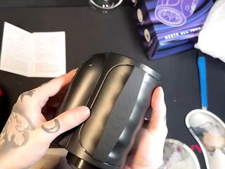 Buy or Bye? Deep Sub Automatic Rotating Boy Masturbator by The Bad Peach l Omen Bunny Reviews