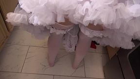 stepmom s floor cleaning maid home porno