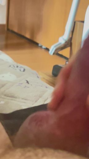 Solo masturbation petit plaisir matinal