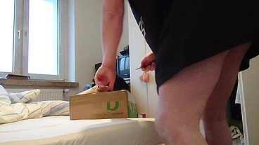 Paket fremder Schuhe zum Benutzen