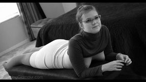 Spanking Glamour Ava Marina 2 spanked in HD