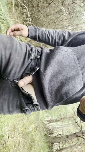 Publicboy18 *** in pants flashes, strips and masturbates
