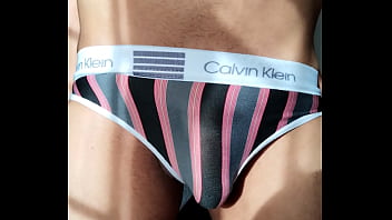 Tanga caliente calvin klein