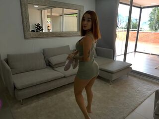I wanted fresh NIKE shoes so i BANGED the SHOE chap and let him SUCK my CUNT for a free couple! POV
