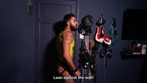 cheguei atrasado e meu mestre me fez pagar por isso